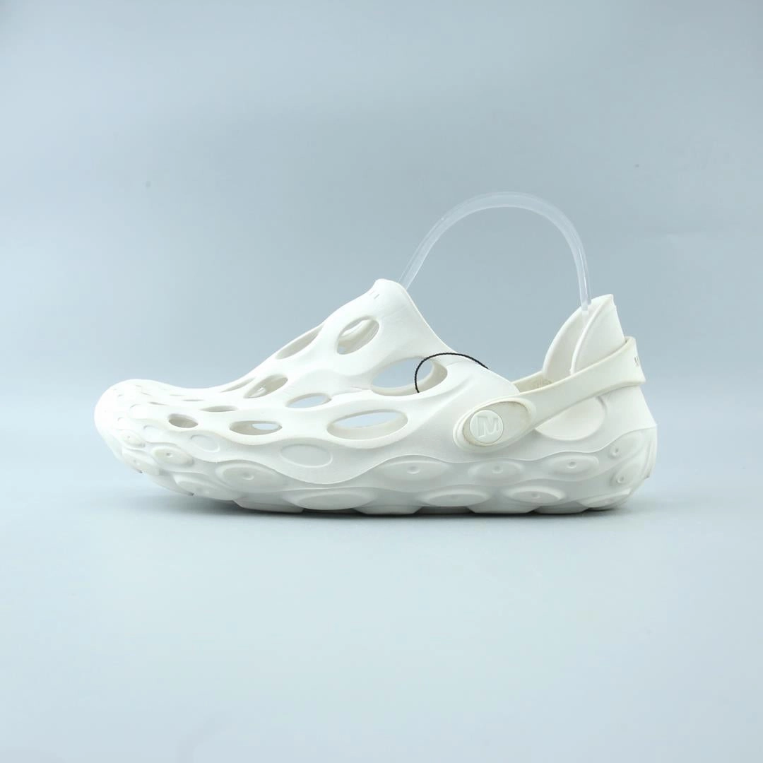 MERRELL . Merrell outdoor shoe looks