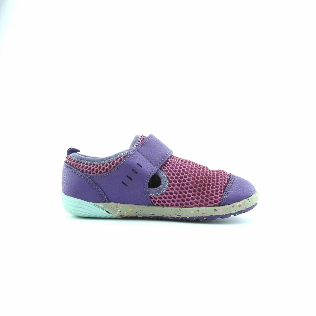 MERRELL . Merrell outdoor shoe looks