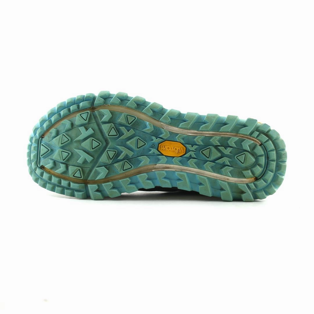 MERRELL ANTORA Merrell outdoor shoe looks