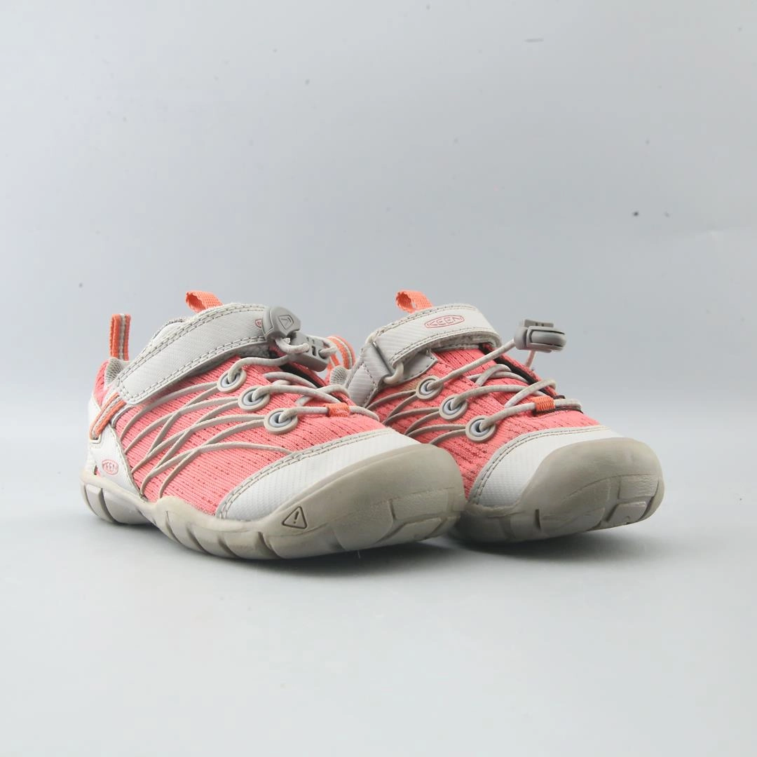 MERRELL CHANDLER CNX Merrell outdoor shoe looks