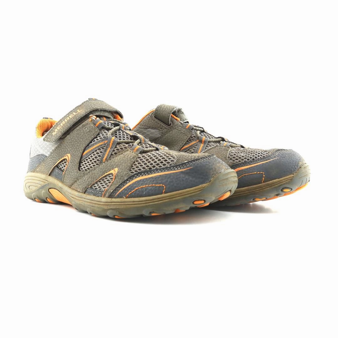 MERRELL CHASER Merrell outdoor shoe looks