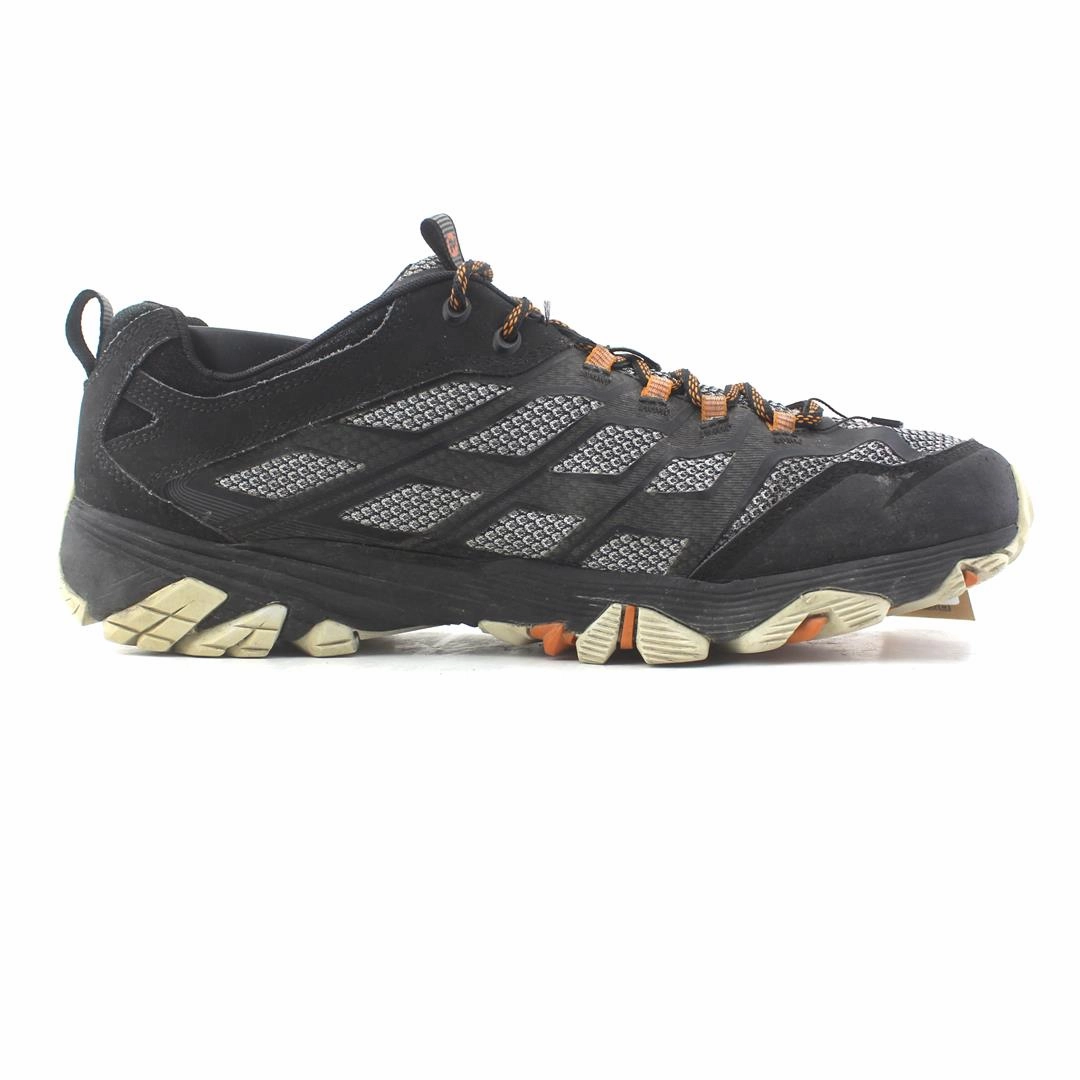 MERRELL  MOAB FST Merrell outdoor shoe looks