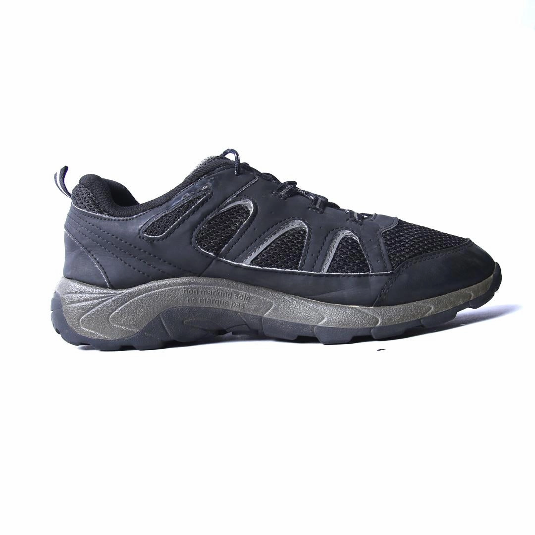 MERRELL OAKCREEK LOW Merrell outdoor shoe looks
