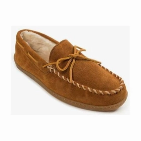 MINNETONKA PILE LINED HARDSOLE MEN'S MEDIUM AND WIDE Minnetonka moccasins with soft suede
