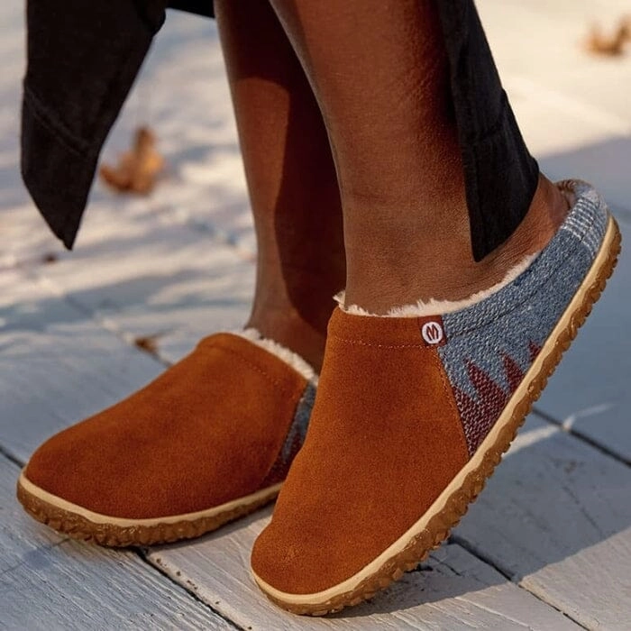 MINNETONKA TAHOE WOMEN'S Minnetonka classic moccasins