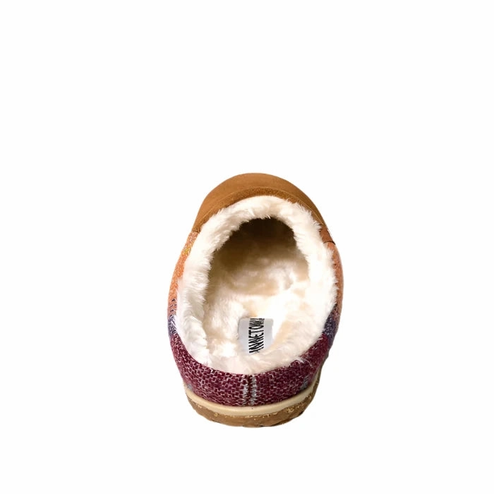 MINNETONKA TAHOE WOMEN'S Minnetonka classic moccasins