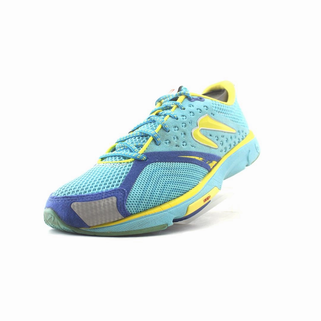 NEWTON DISTANCE 3 Newton innovative running shoes