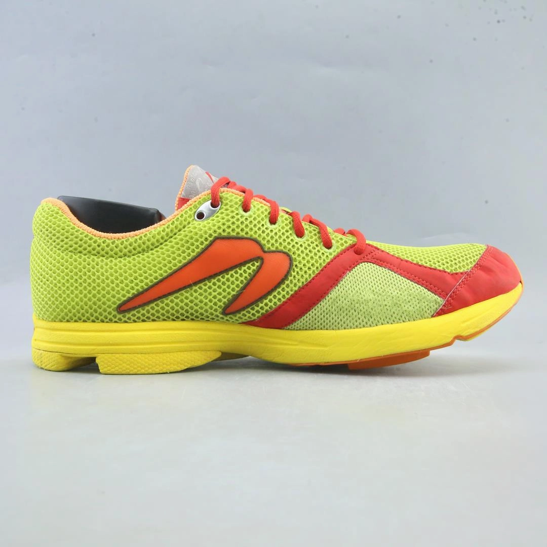 NEWTON DISTANCE Newton innovative running shoes
