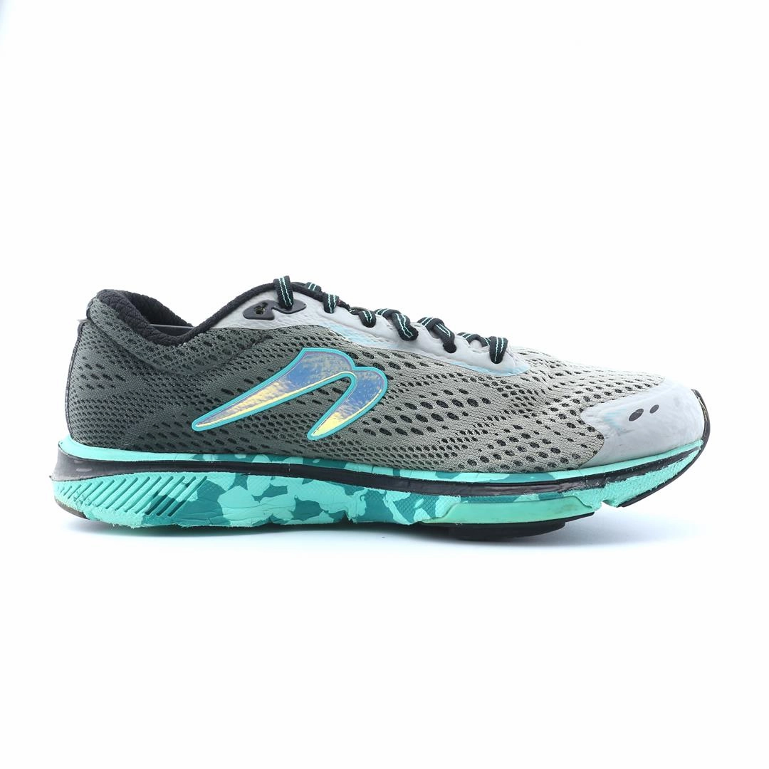 NEWTON MOTION 9 Newton innovative running shoes