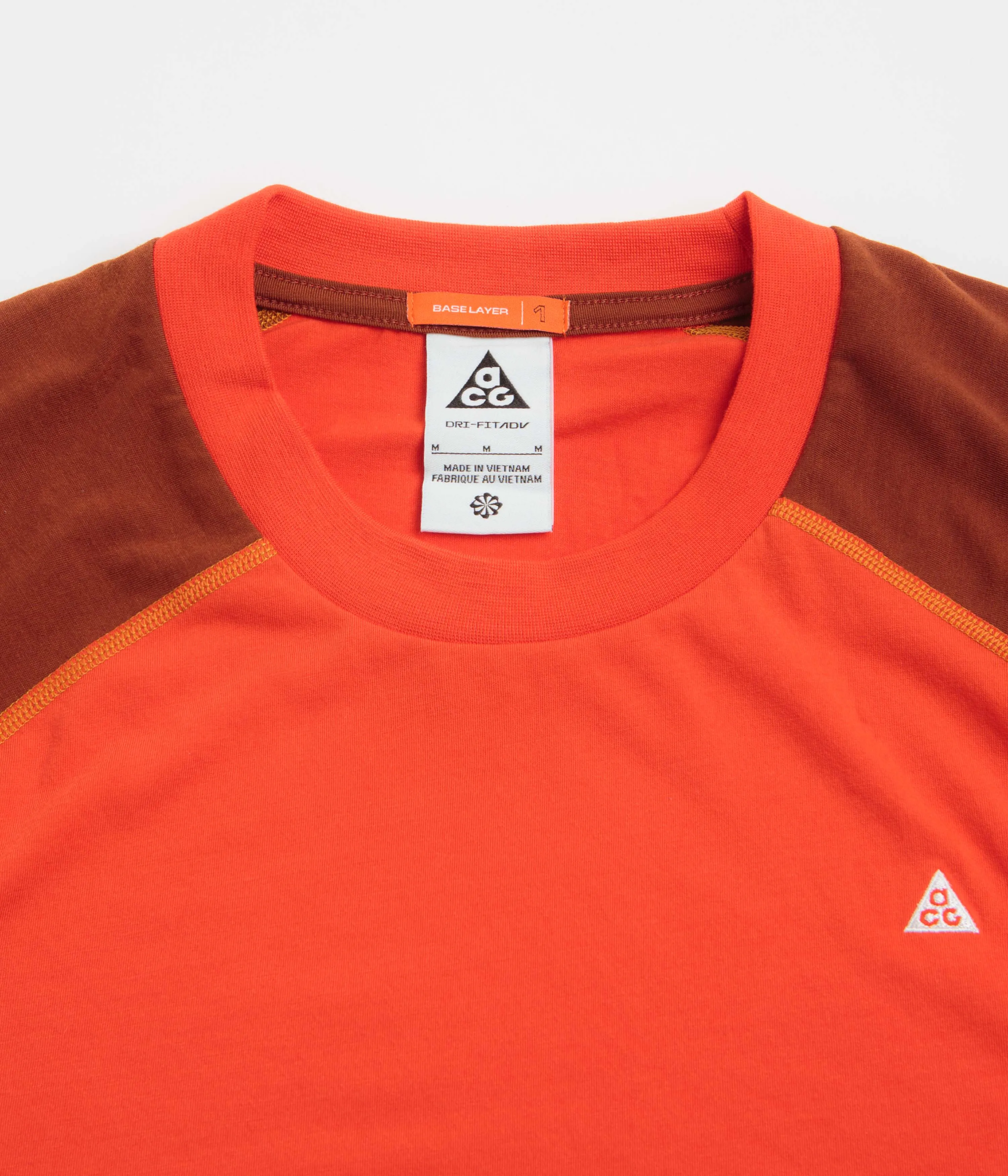 Nike ACG Goat Rocks T-Shirt - Picante Red / Cinnamon / Summit White Nike ACG Outdoor Clothing