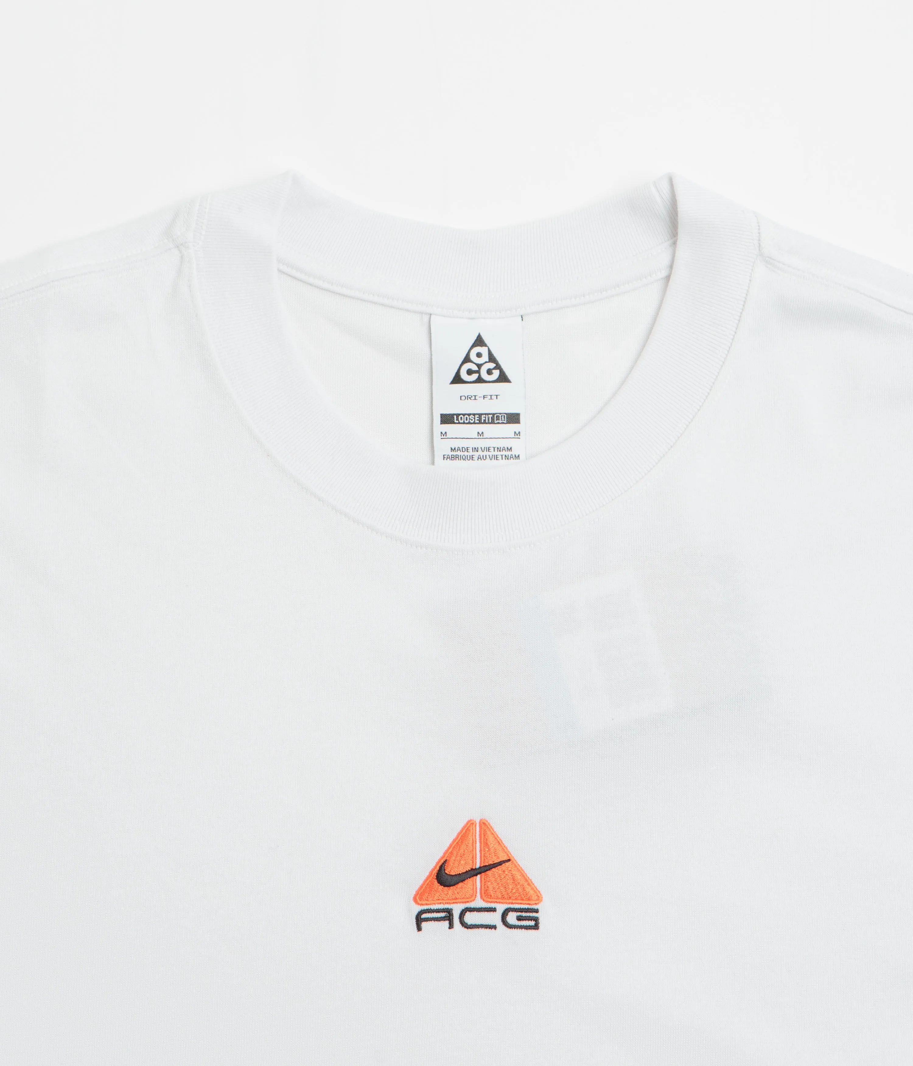 Nike ACG Lungs Long Sleeve T-Shirt - Summit White Nike ACG Outdoor Clothing