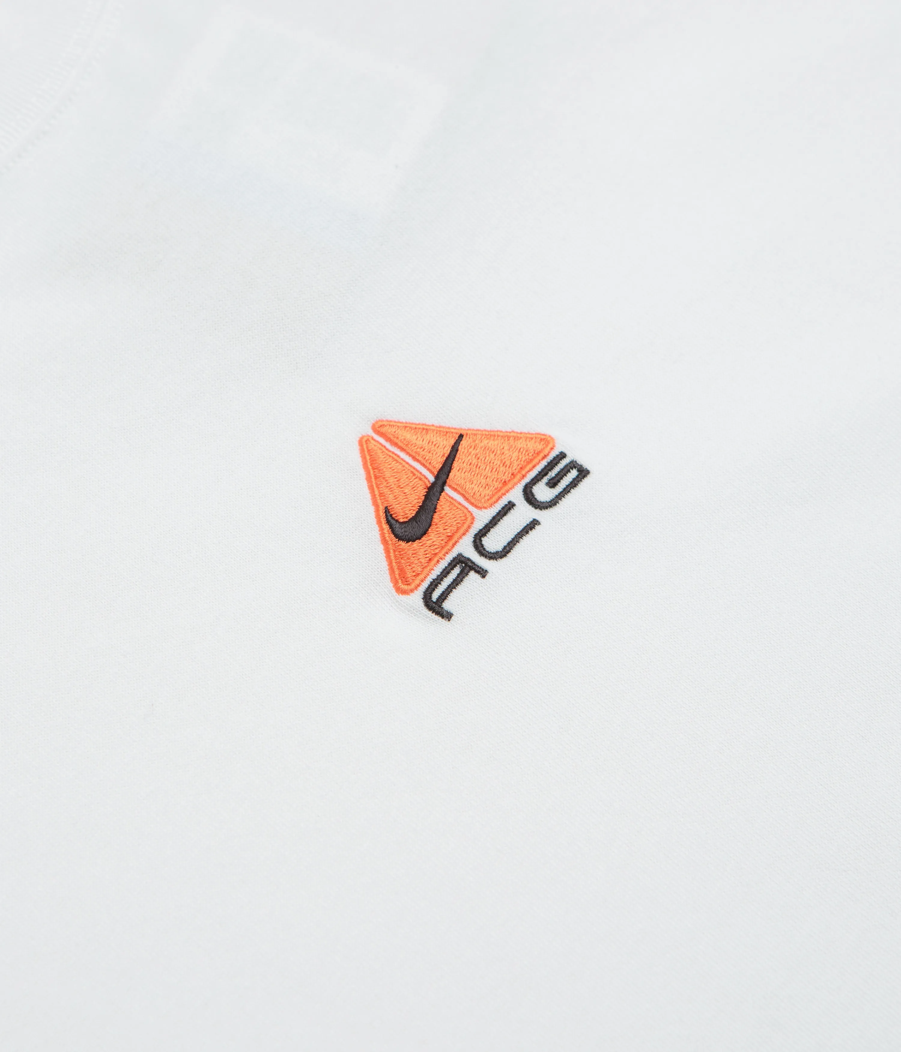 Nike ACG Lungs Long Sleeve T-Shirt - Summit White Nike ACG Outdoor Clothing