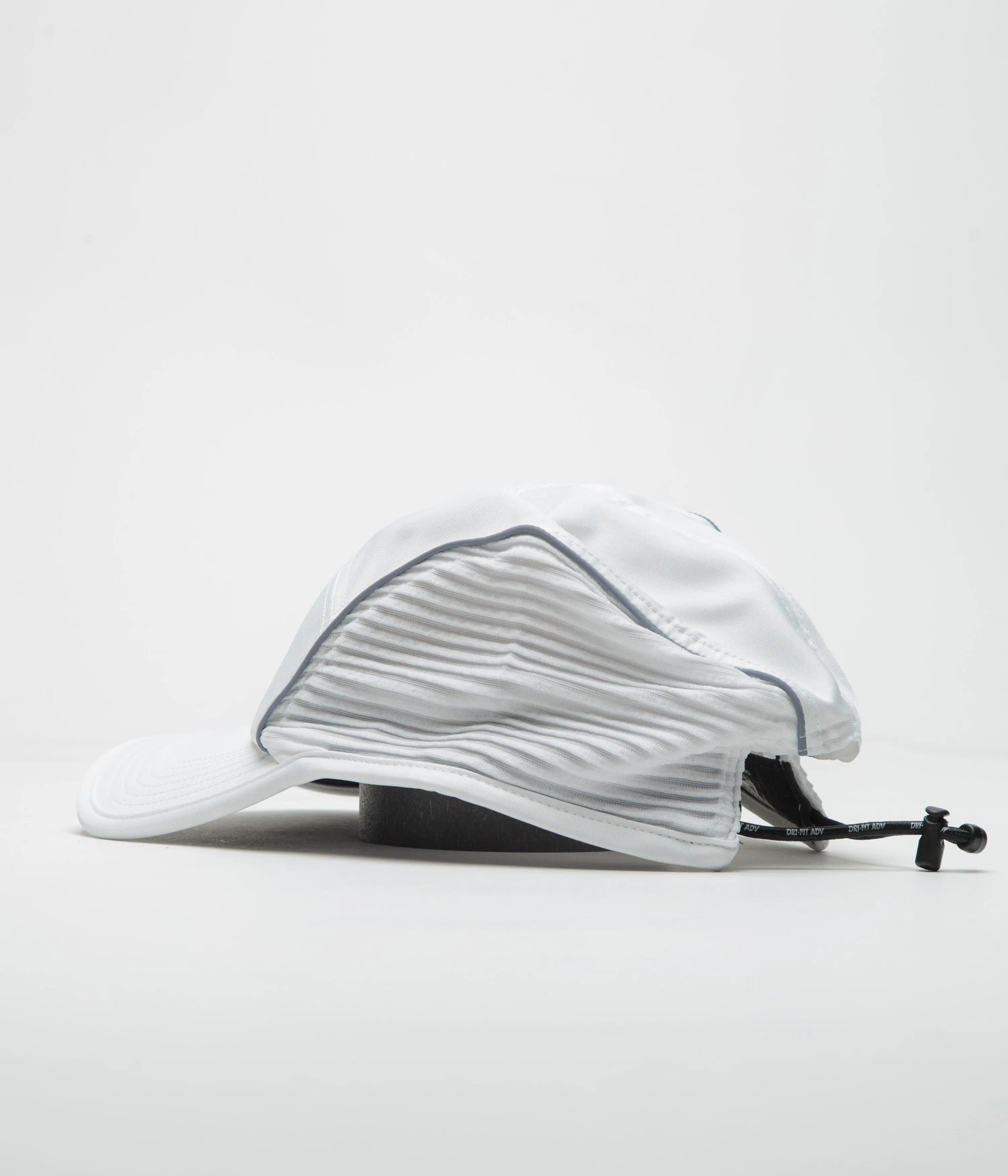 Nike AeroBill Cap - White / Anthracite / Black Nike Sportswears