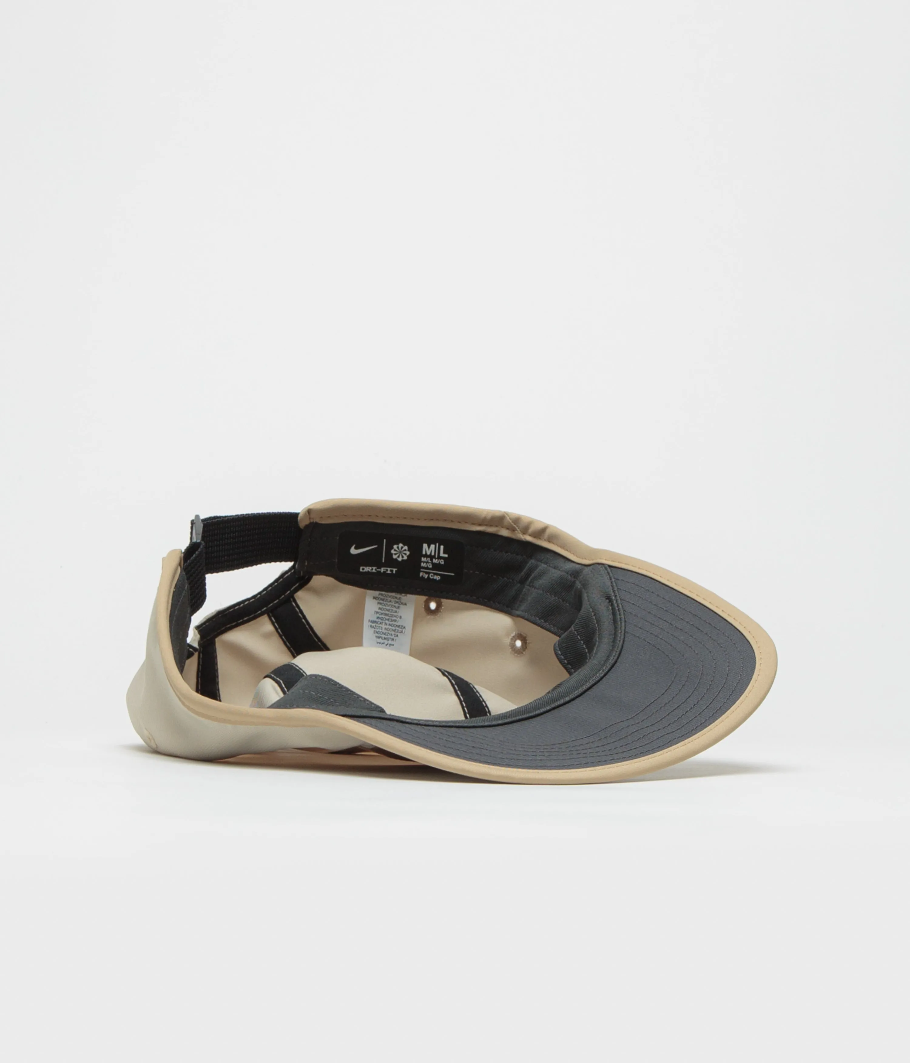 Nike Fly Cap - Desert Khaki / Parachute Beige / Phantom Nike Sportswears