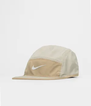 Nike Fly Cap - Desert Khaki / Parachute Beige / Phantom Nike Sportswears