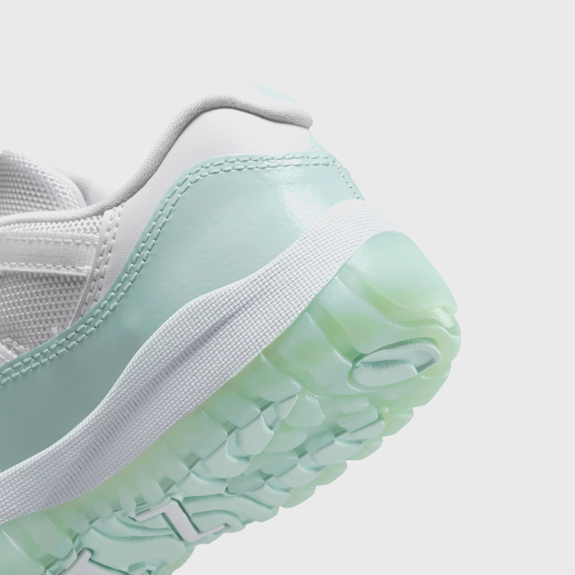 Nike PS Jordan 11 Retro Low - White / Igloo All-day streetwear kicks