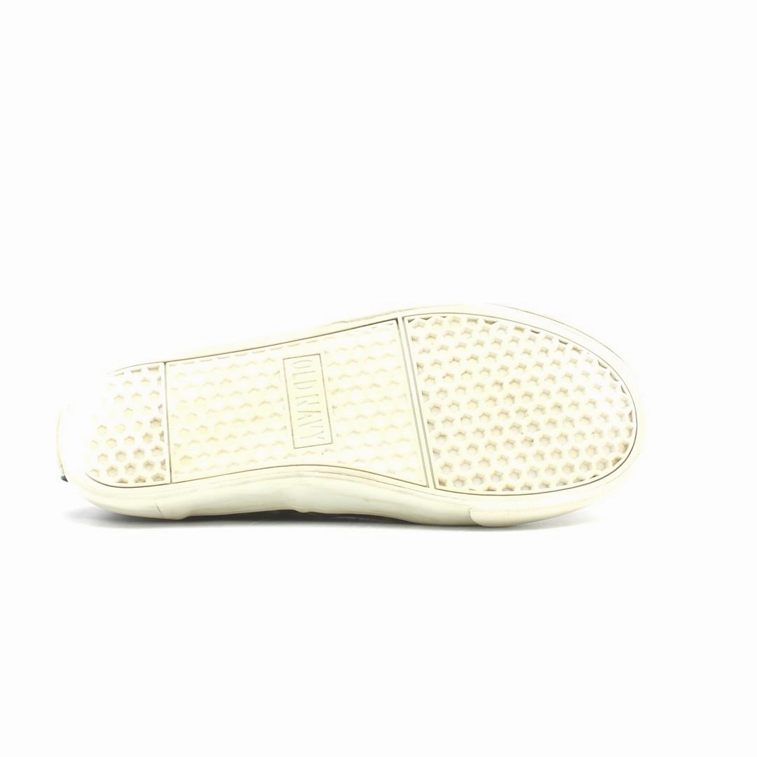 OLD NAVY 1994 affordable Old Navy shoe visuals