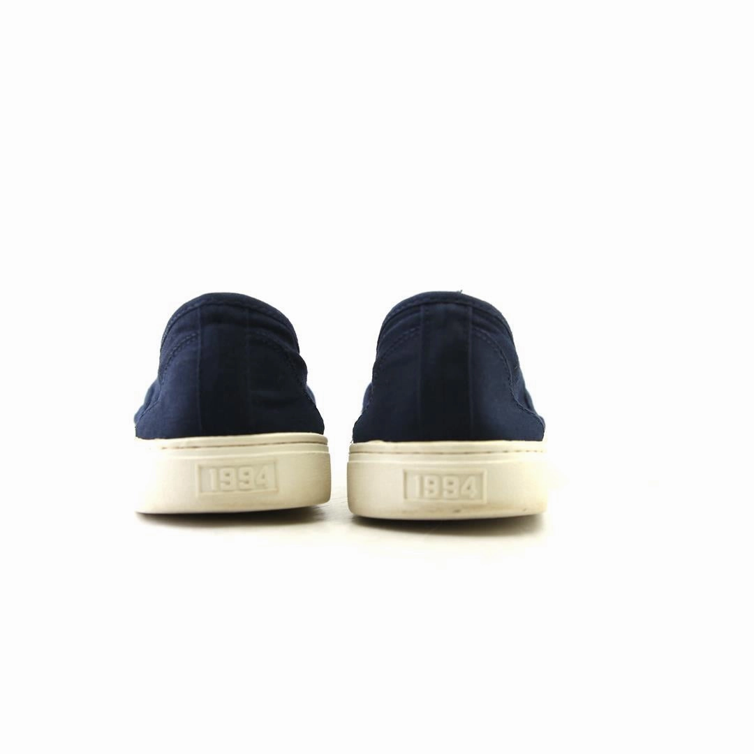 OLD NAVY 1994 everyday Old Navy footwear looks