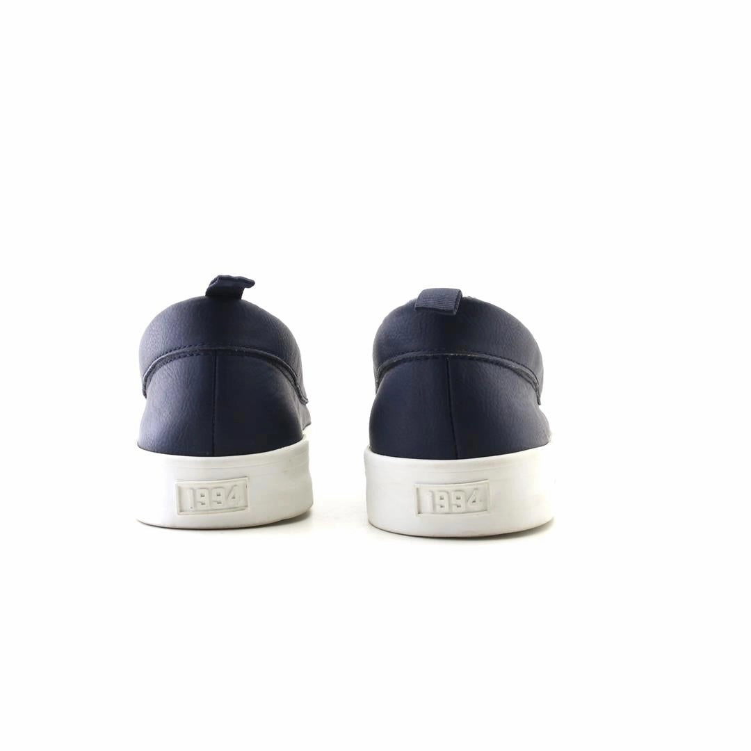 OLD NAVY 1994 everyday Old Navy footwear looks
