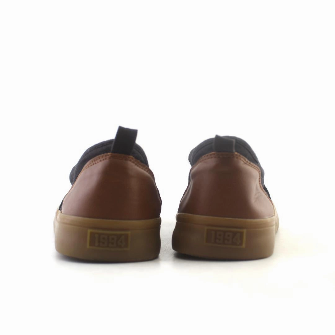 OLD NAVY 1994 everyday Old Navy footwear looks