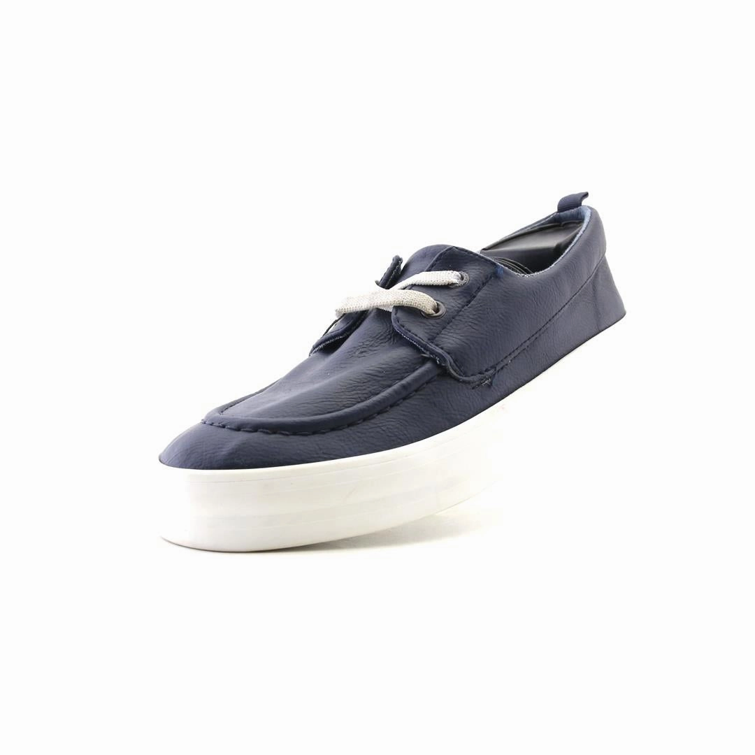 OLD NAVY 1994 everyday Old Navy footwear looks