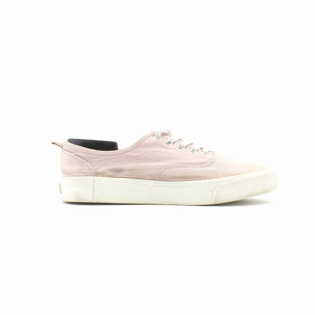 OLD NAVY 1994 Old Navy casual shoe styles