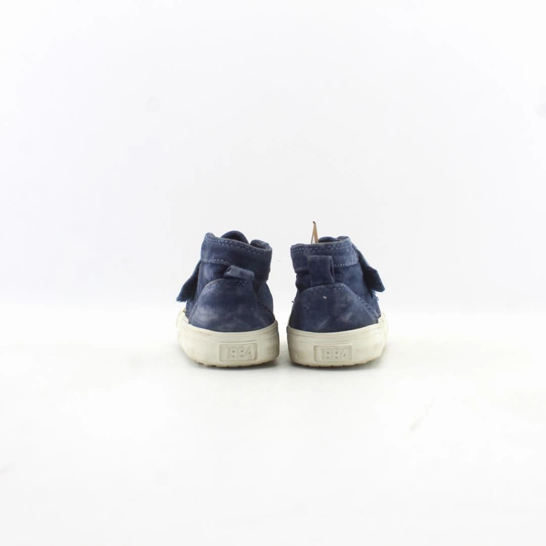 OLD NAVY 1994 Old Navy shoe design snapshots