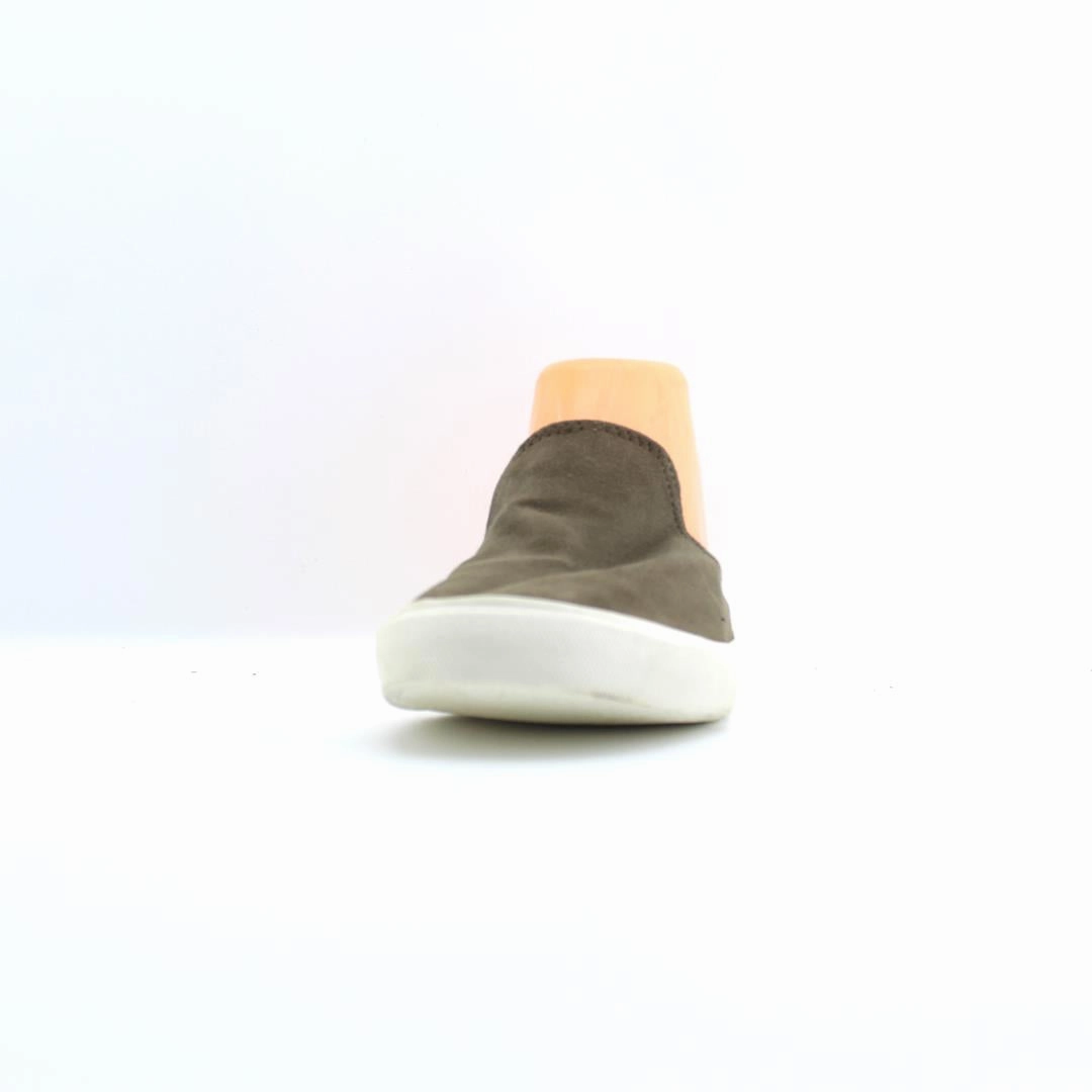 OLD NAVY 1994 Old Navy shoe design snapshots