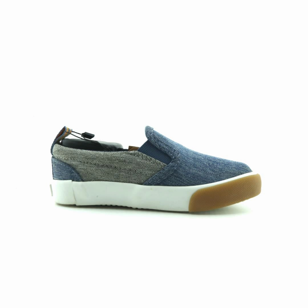 OLD NAVY . affordable Old Navy shoe visuals