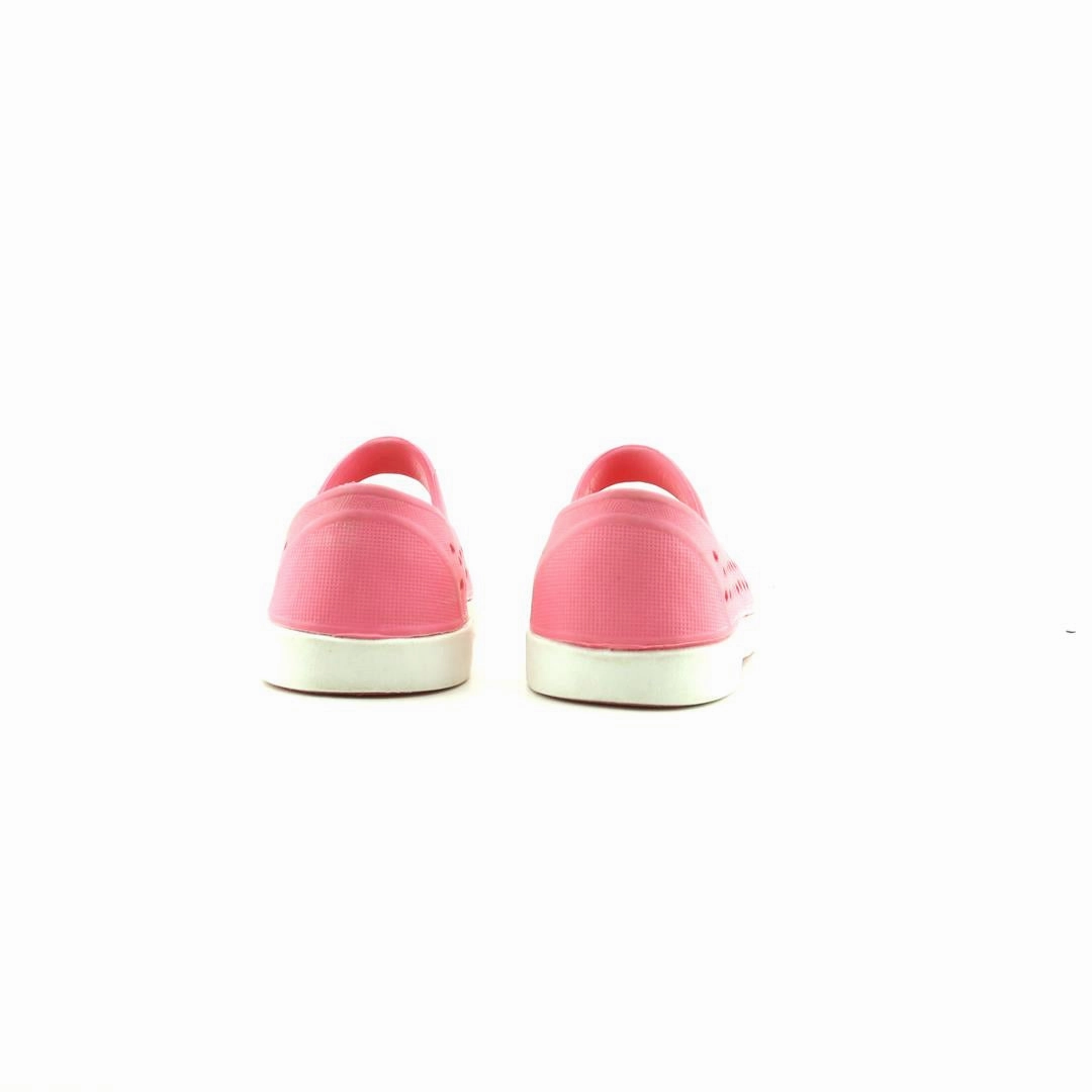 OLD NAVY . affordable Old Navy shoe visuals
