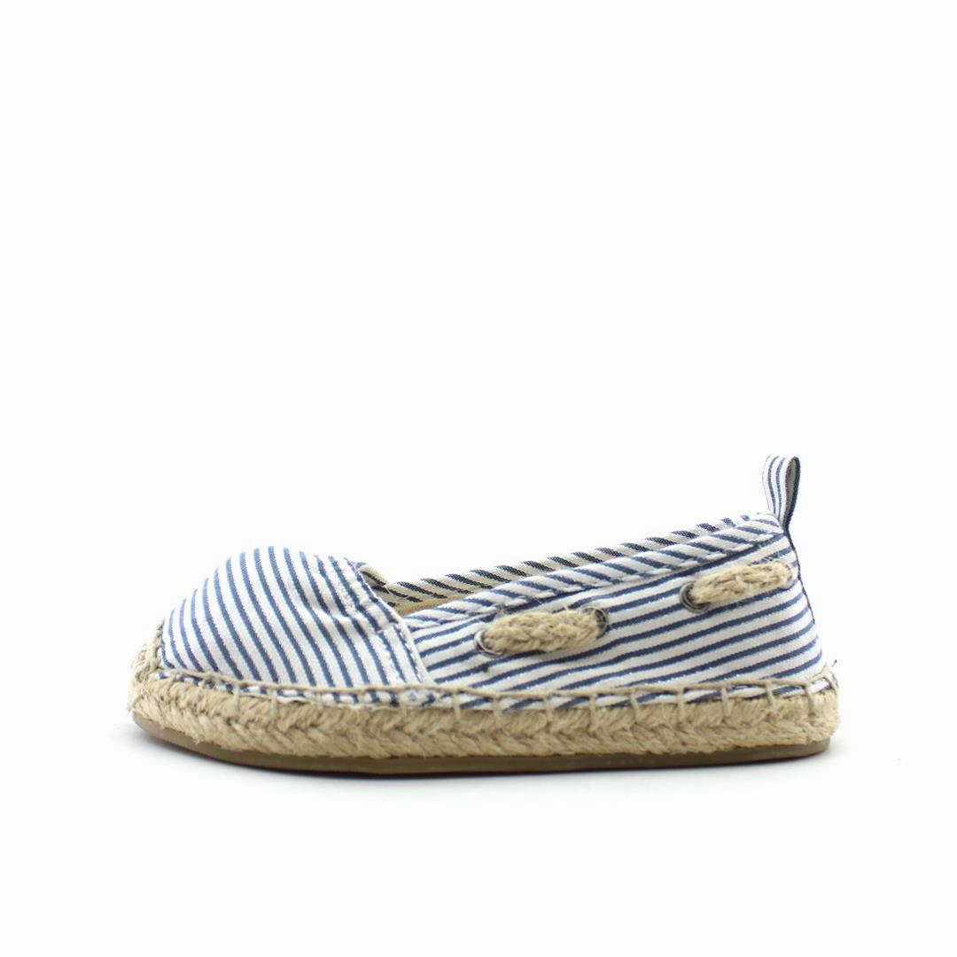 OLD NAVY . Old Navy versatile casual footwear