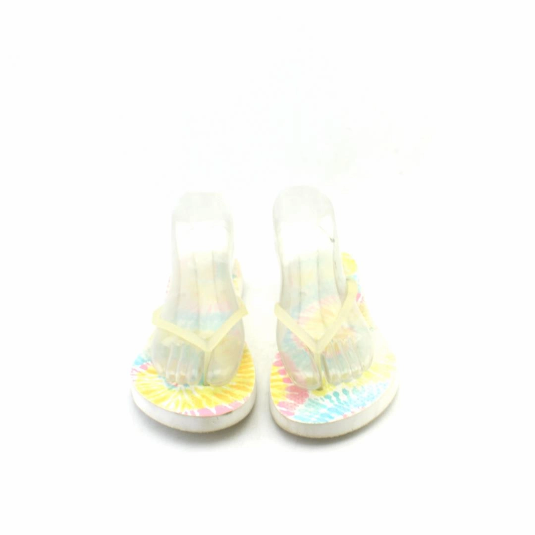 OLD NAVY . affordable Old Navy shoe visuals