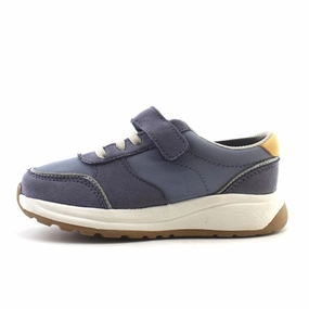 OLD NAVY . Old Navy versatile casual footwear