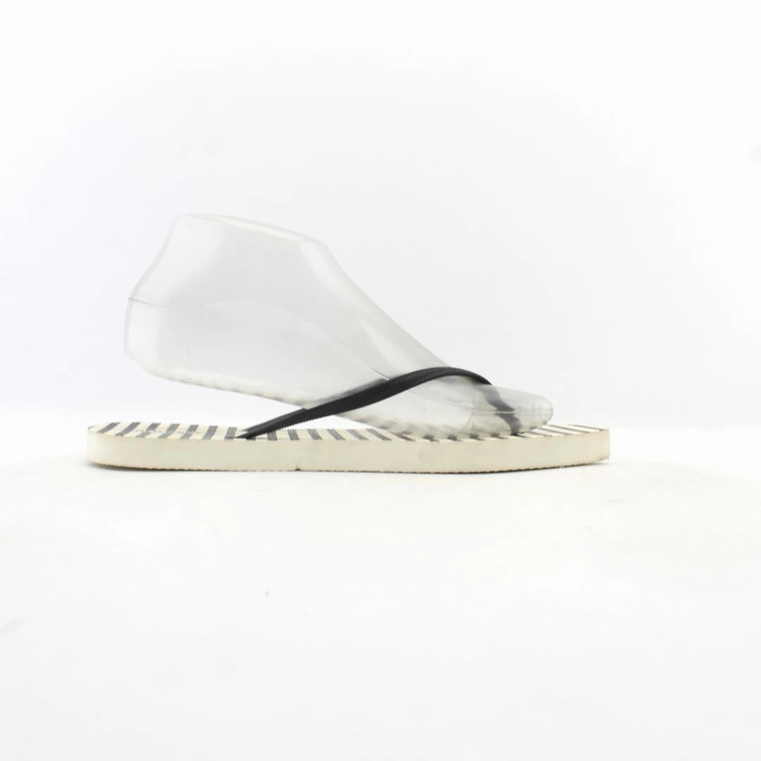 OLD NAVY . affordable Old Navy shoe visuals
