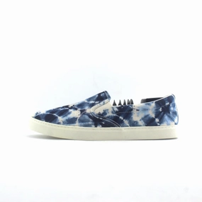 OLD NAVY . Old Navy versatile casual footwear