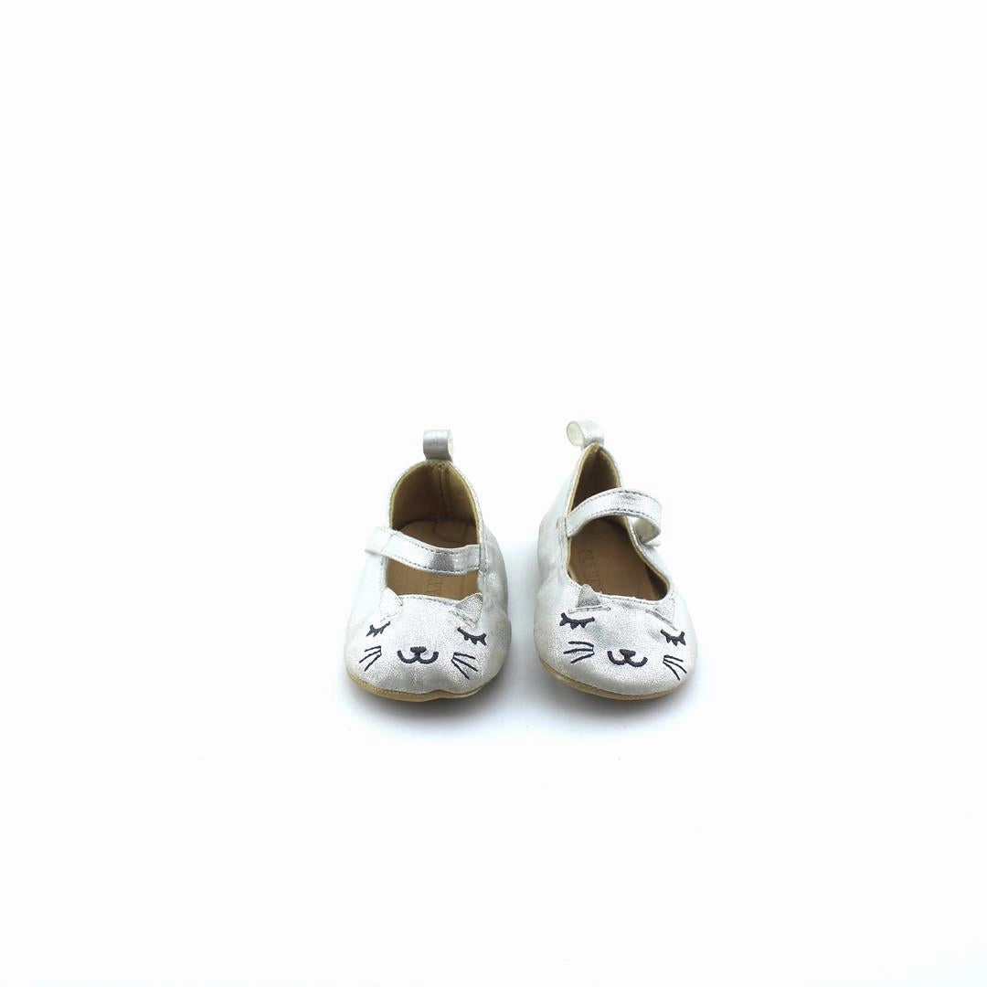 OLD NAVY . affordable Old Navy shoe visuals