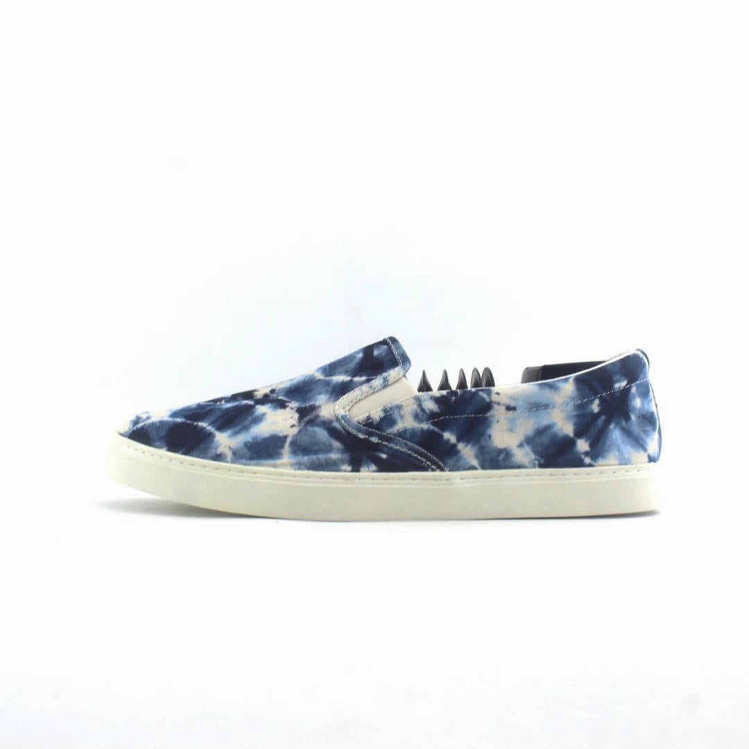 OLD NAVY . Old Navy versatile casual footwear