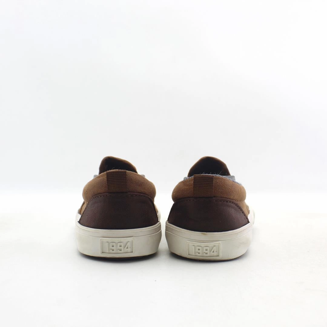 OLD NAVY . affordable Old Navy shoe visuals