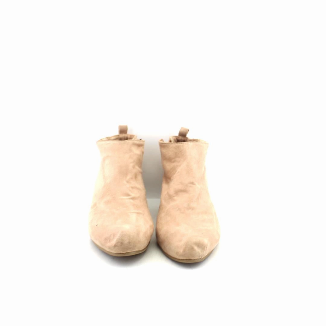 OLD NAVY . affordable Old Navy shoe visuals