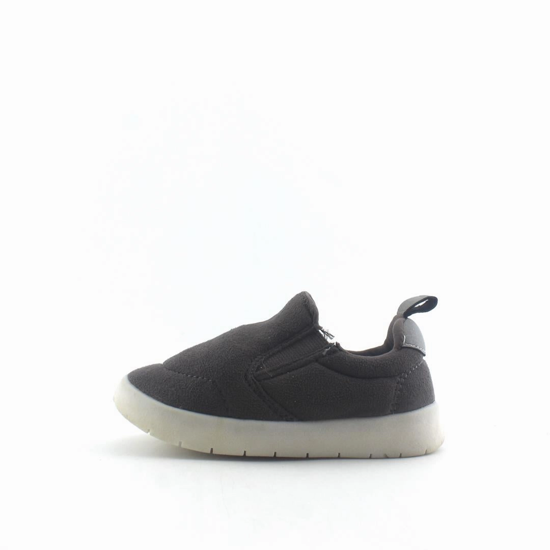 OLD NAVY . Old Navy versatile casual footwear