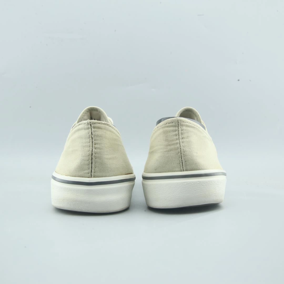 OLD NAVY . affordable Old Navy shoe visuals