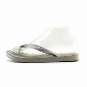 OLD NAVY . Old Navy versatile casual footwear
