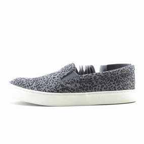 OLD NAVY . Old Navy versatile casual footwear