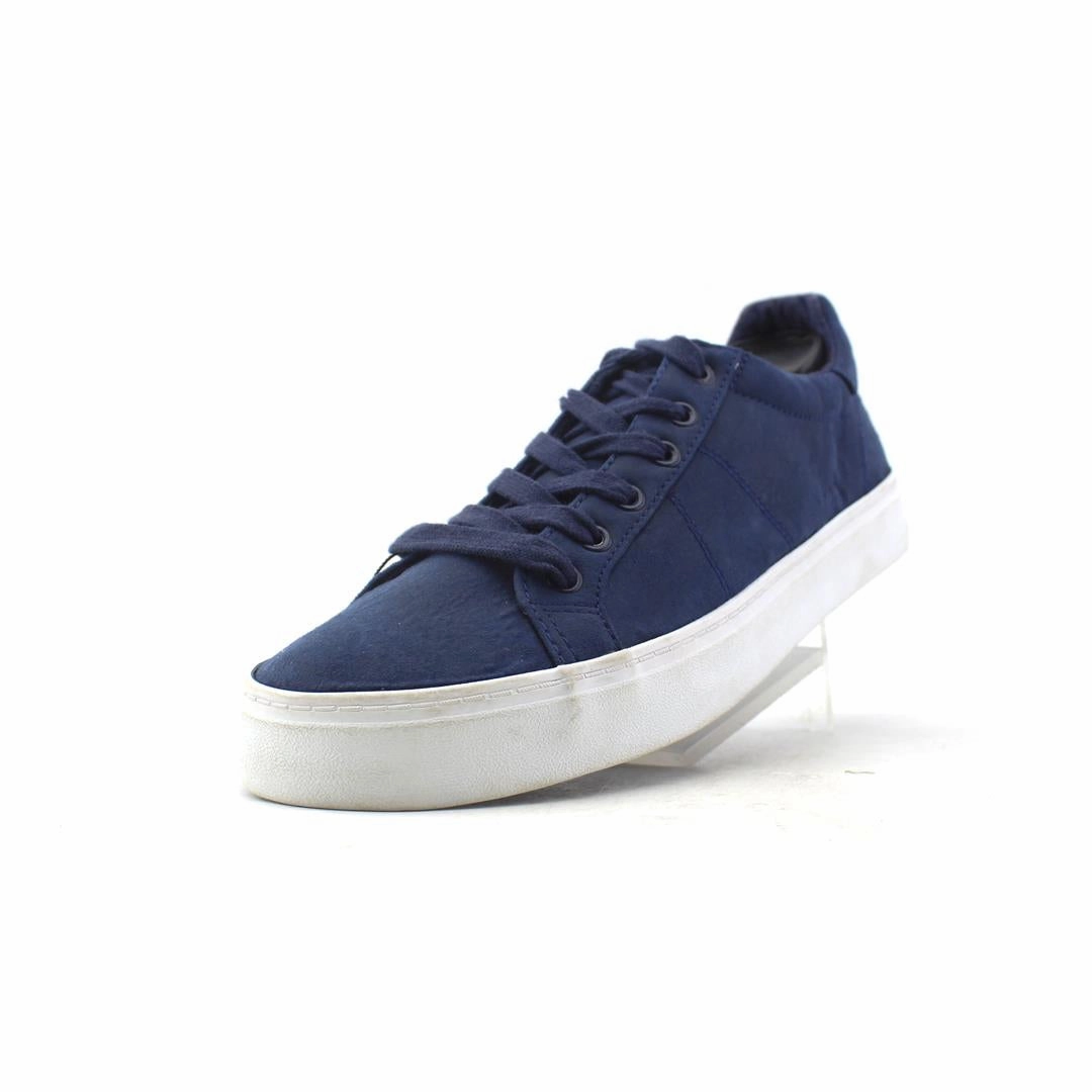 OLD NAVY . affordable Old Navy shoe visuals