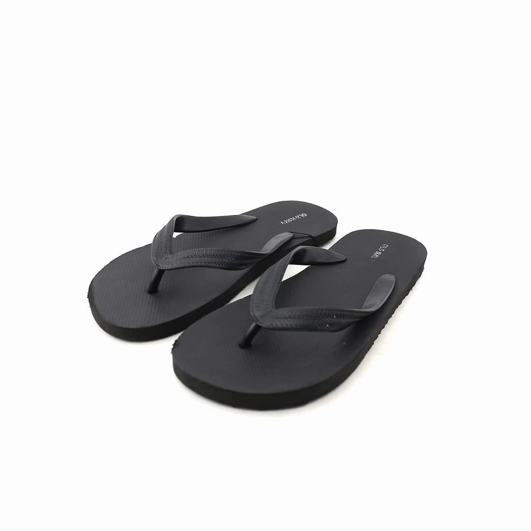 OLD NAVY . Old Navy versatile casual footwear