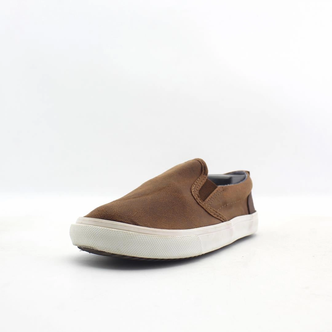 OLD NAVY . affordable Old Navy shoe visuals