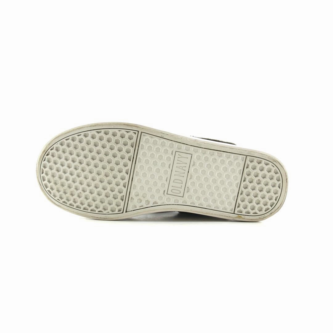 OLD NAVY . affordable Old Navy shoe visuals