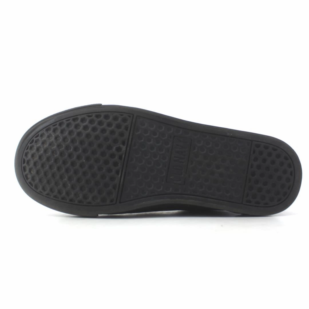OLD NAVY . affordable Old Navy shoe visuals
