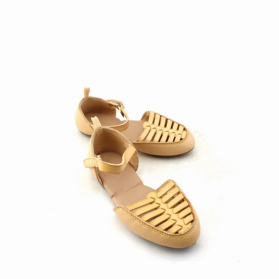 OLD NAVY . affordable Old Navy shoe visuals