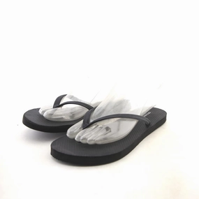 OLD NAVY . Old Navy versatile casual footwear